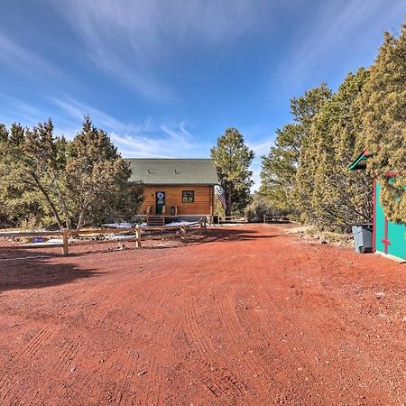 Quaint Williams Cabin Near Grand Canyon Екстериор снимка