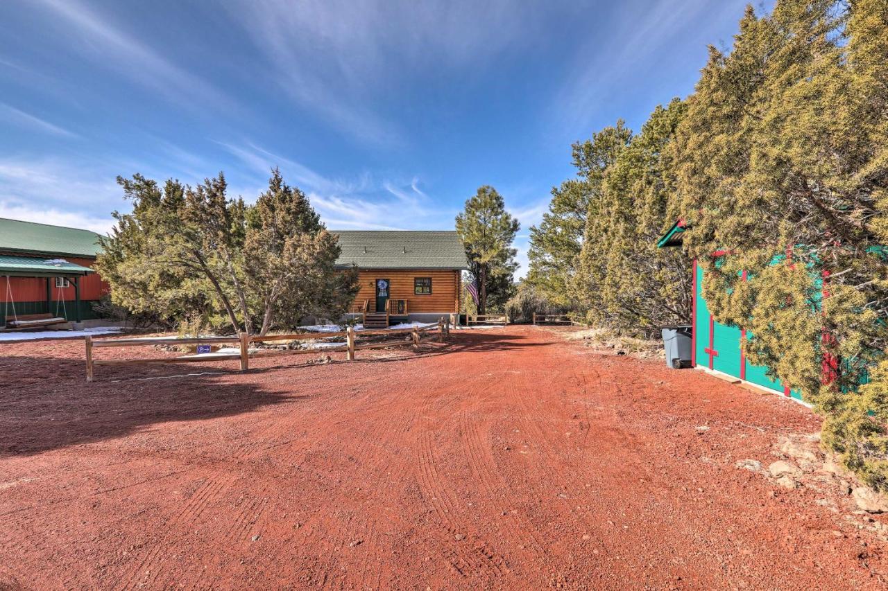 Quaint Williams Cabin Near Grand Canyon Екстериор снимка