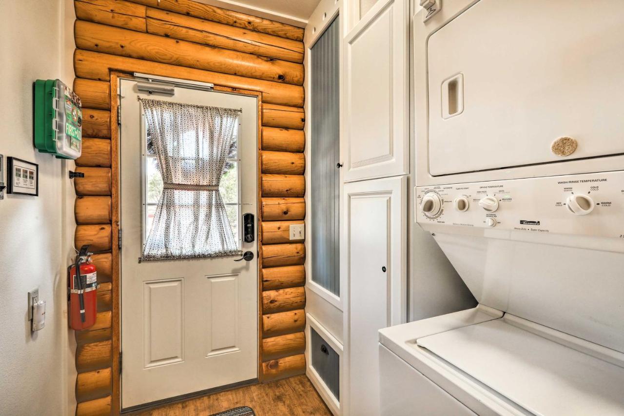 Quaint Williams Cabin Near Grand Canyon Екстериор снимка