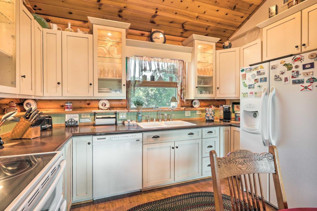 Quaint Williams Cabin Near Grand Canyon Екстериор снимка