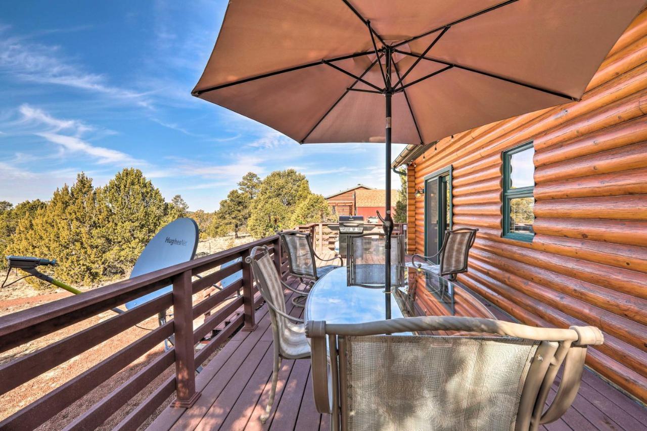 Quaint Williams Cabin Near Grand Canyon Екстериор снимка